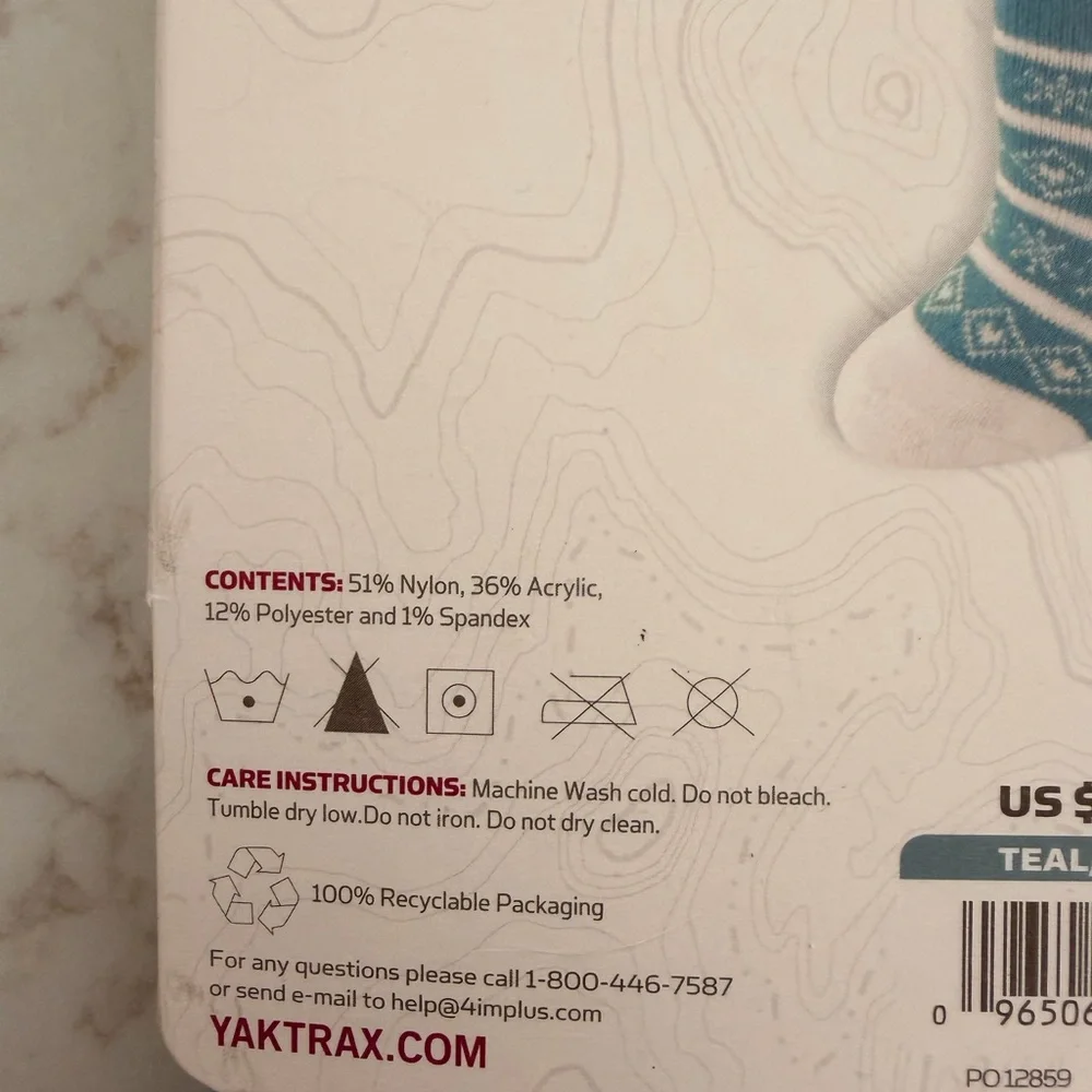 Yaktrax Cozy Cabin Socks - Blue and Cream